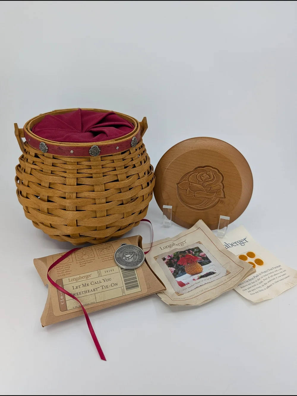 Longaberger 2004 Pasadena Tourn. Roses Sweetheart Basket/Liner/Lid/Tie-On/Prot.